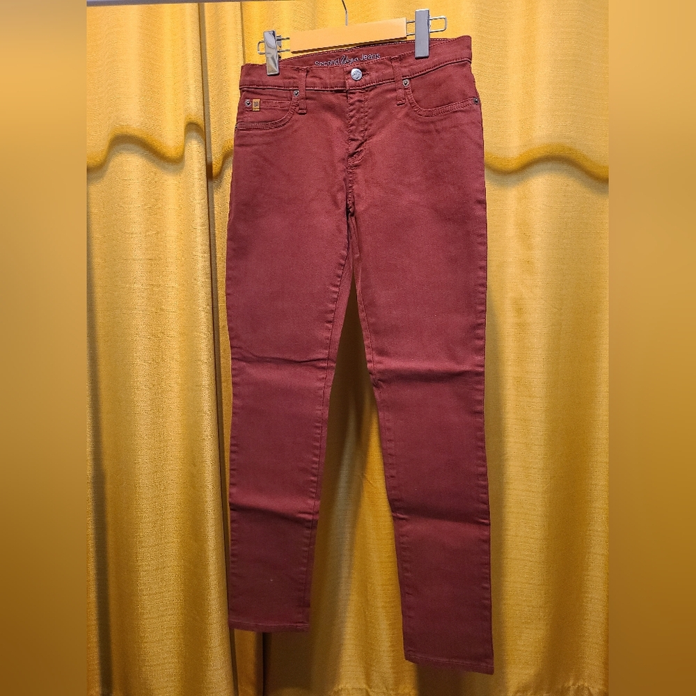 NWOT Second YOGA jeans - Size 28